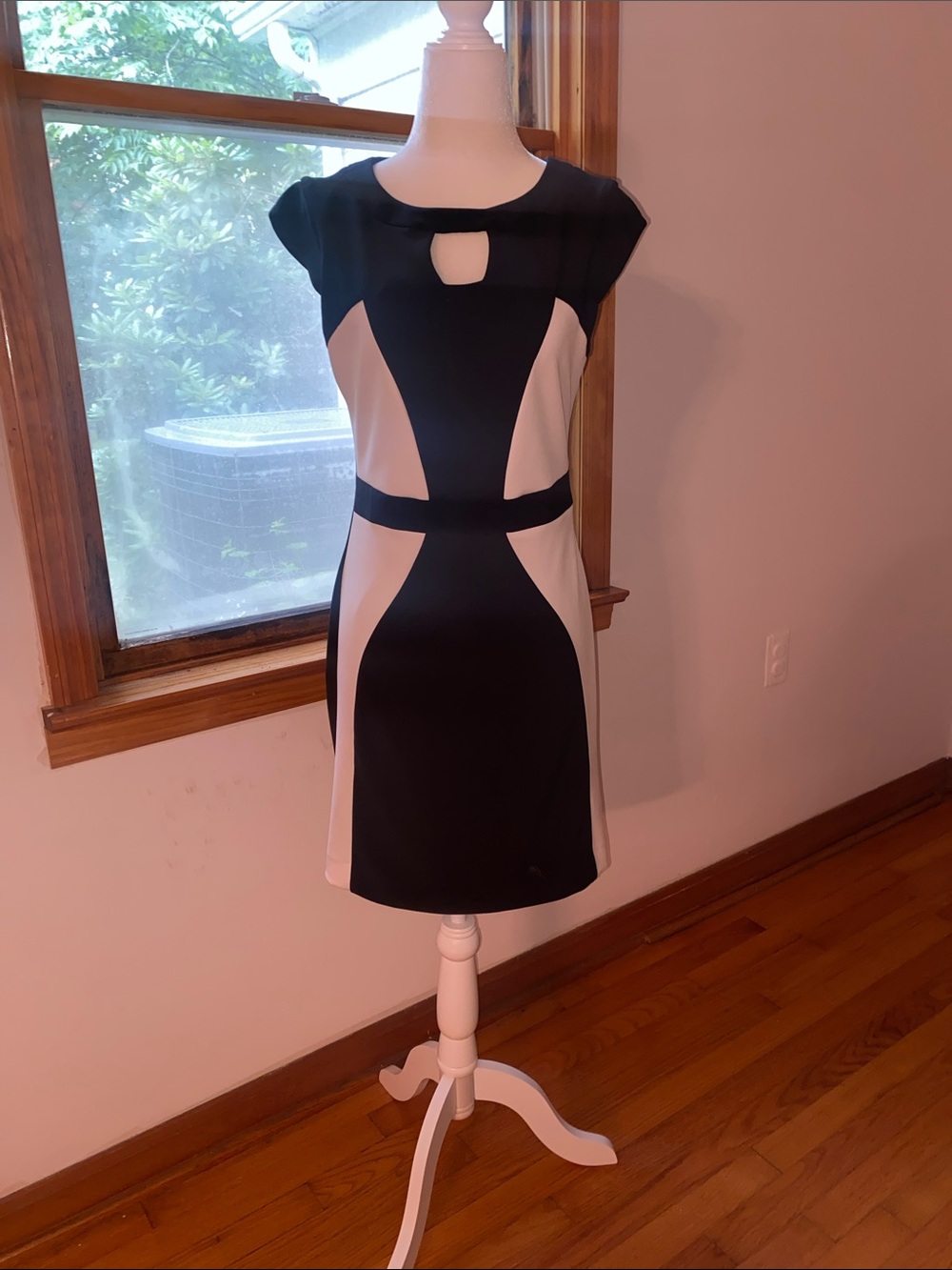 Joseph Ribkoff Black and White Color-Block Mini Dress